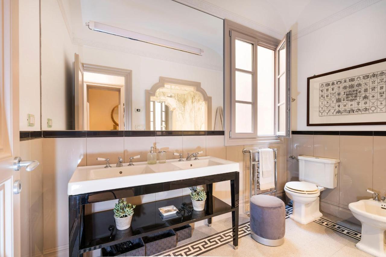 Appartement Dimora Al Duomo à Trapani Extérieur photo