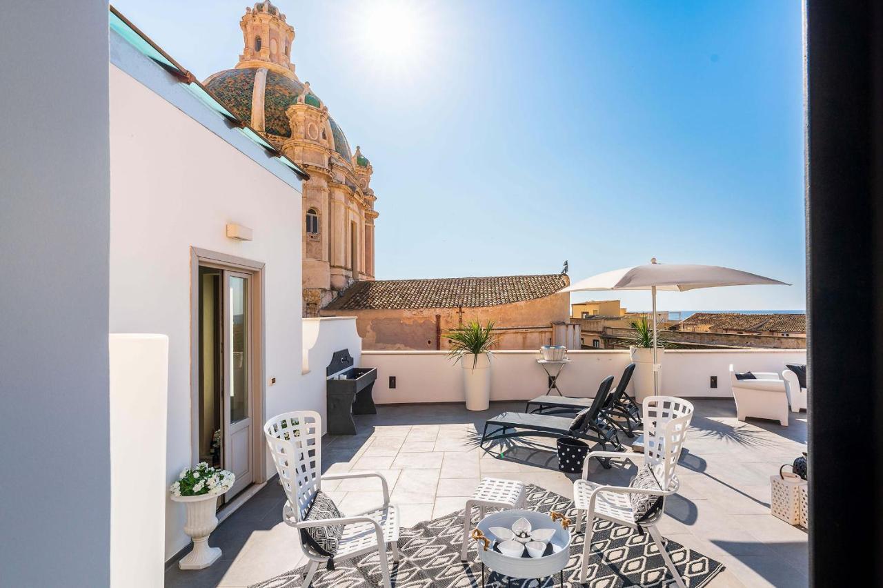 Appartement Dimora Al Duomo à Trapani Extérieur photo