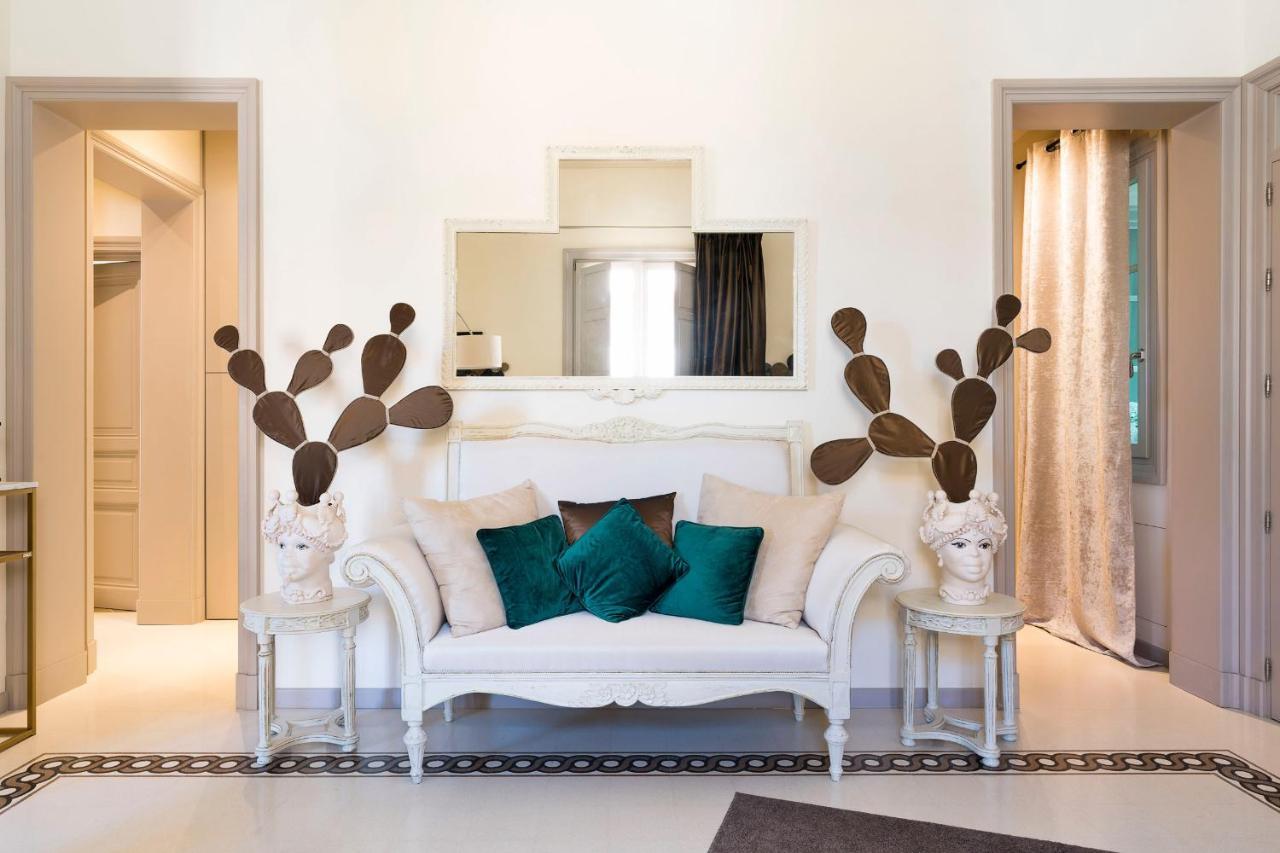 Appartement Dimora Al Duomo à Trapani Extérieur photo